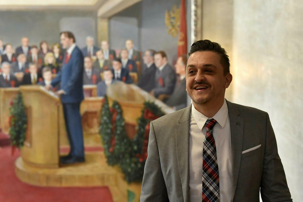 Moraju biti jasna pravila za trošenje novca od opšteg dobra: Vuković, Foto: BORIS PEJOVIC