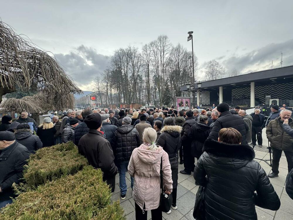 <p>Penzioneri iz više gradova sa sjevera održali su protest u Bijelom Polju</p>