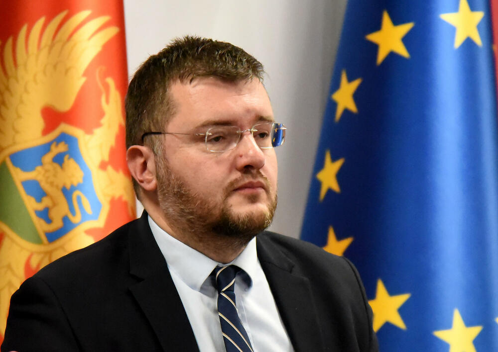 Momo Koprivica, Maraš Dukaj