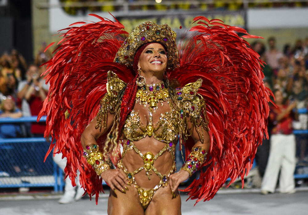 <p>Karneval u brazilskom gradu Rio de Žaneiro nastavio je tradiciju živopisnih plesova i boja, a škola sambe Viraduoro ponijela je titulu sa nastupom posvećenim njihovom legendarnom direktoru udaračke sekcije.</p>