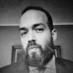 Dr Luka Breneselović