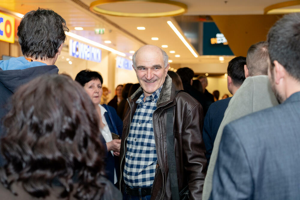 <p>Novo ostvarenje reditelja Nikole Vukčevića, nagrađivano širom svijeta, oduševilo publiku i rasprodalo dve premijerne projekcije</p>