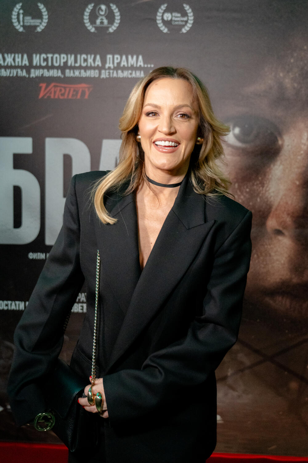 <p>Novo ostvarenje reditelja Nikole Vukčevića, nagrađivano širom svijeta, oduševilo publiku i rasprodalo dve premijerne projekcije</p>