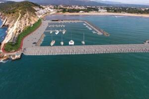 Ribarska luka opet podlupom Agencije: Ulcinjani će još čekati na...