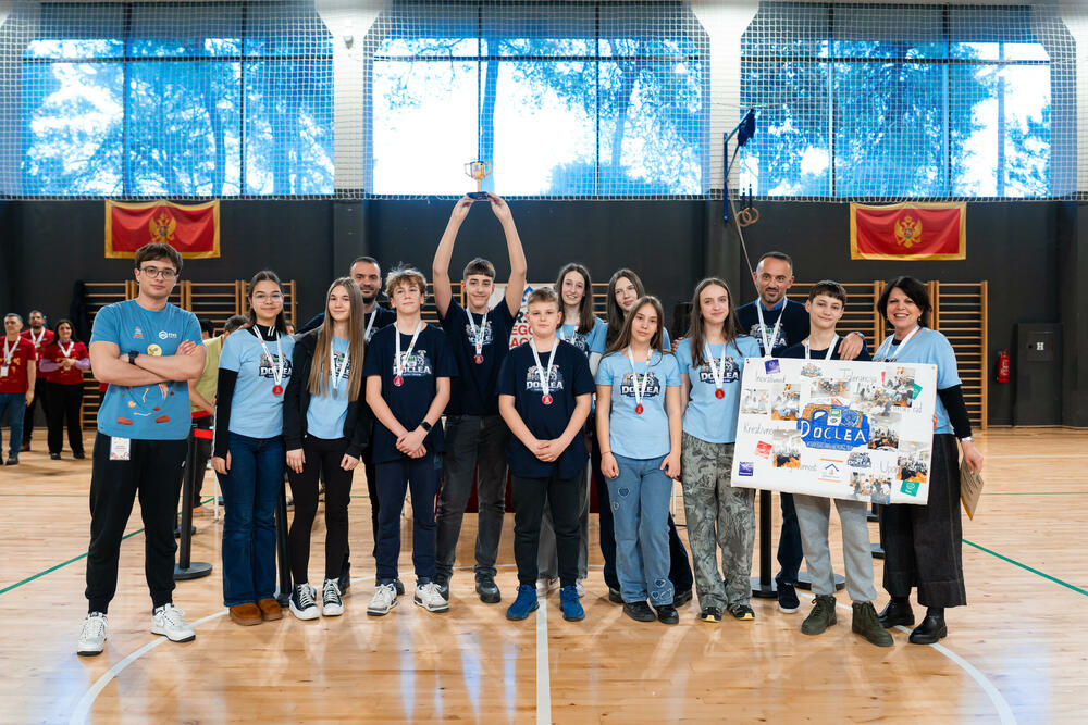 <p>Ovogodišnja tema &bdquo;UNEARTHED&ldquo; vodila je učesnike kroz istraživanje i otkrivanje tragova iz prošlosti, uz primjenu savremenih tehnologija u arheološkim i naučnim istraživanjima</p>