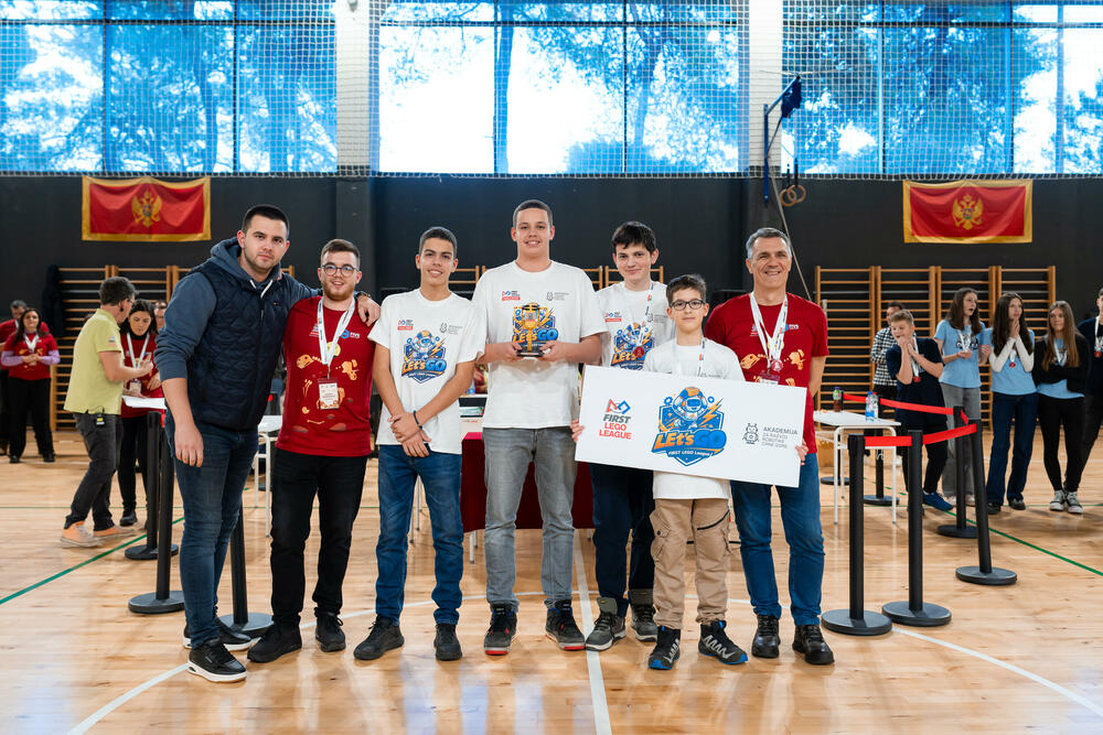 <p>Ovogodišnja tema &bdquo;UNEARTHED&ldquo; vodila je učesnike kroz istraživanje i otkrivanje tragova iz prošlosti, uz primjenu savremenih tehnologija u arheološkim i naučnim istraživanjima</p>