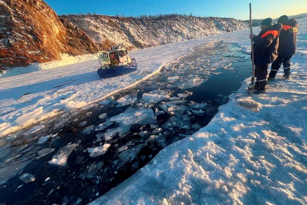 Sa mjesta nesreće, Foto: REUTERS