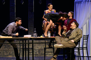 Koktel sujete, straha i ambicija