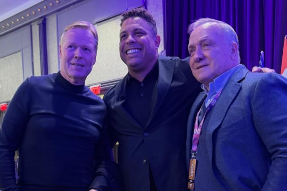 Advokat sa Ronaldom i Kumanom tokom žrijeba za Mundijal, Foto: Cura&ccedil;ao National football team/Instagram