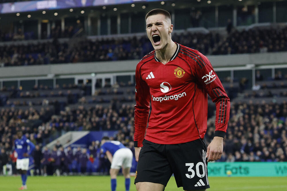 Šeško slvi gol u Liverpulu, Foto: Reuters