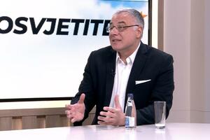 Fondacija Alek Kavčić otvorila konkurs za nagradu "Prosvjetitelj";...