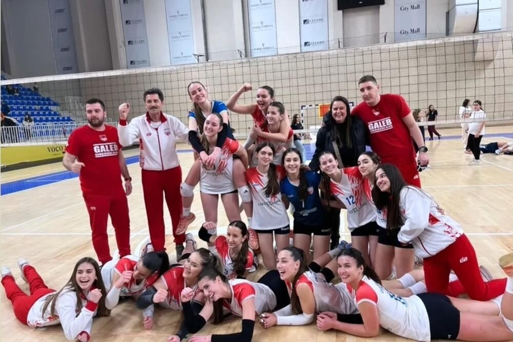 Slavlje odbojkašica Galeba, Foto: OK Galeb