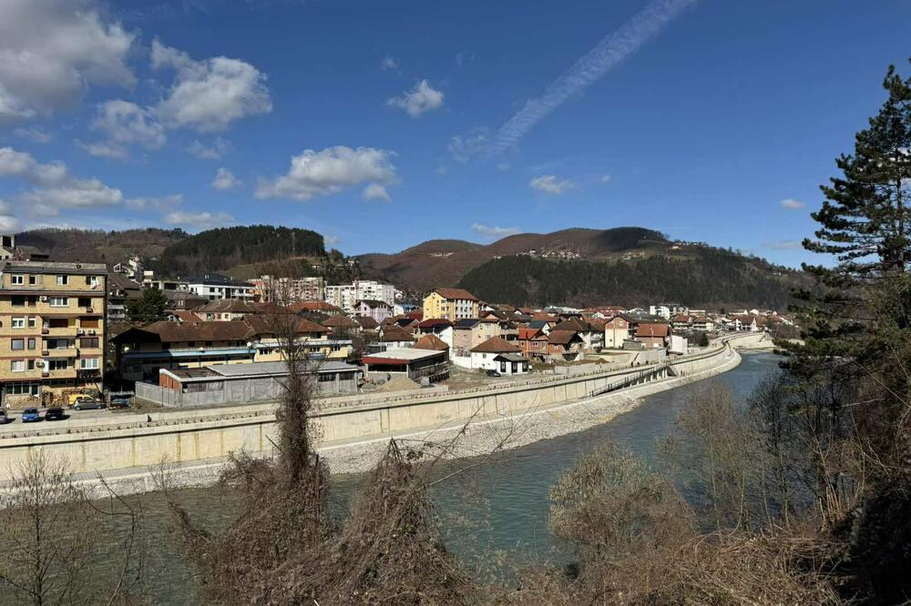 Obaloutvrda sa šetalištem, Foto: Jadranka Ćetković