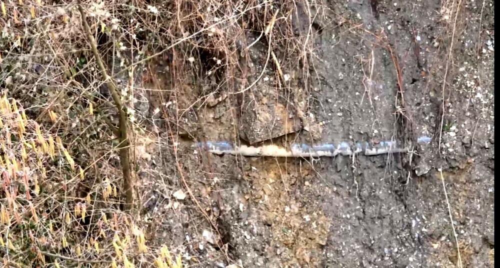 Cijevi Vodovoda “izronile” zbog klizišta