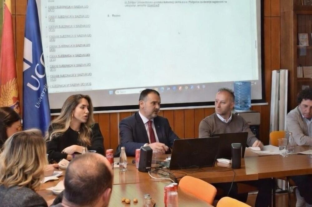 Sa sjednice, Foto: UCG