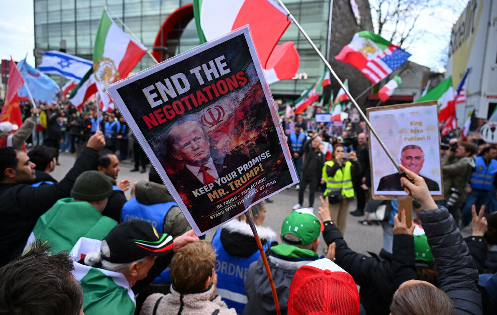 <p>Izrael saopštio da je pokrenuo "preventivni napad"</p>  <p>Iranski ministar vanjskih poslova Abas Aragči je rekao da je Iran "možda izgubio jednog ili dva komandanta". Takođe je naveo da je iranski vrhovni vođa, ajatolah Ali Hamnei, "živ", koliko je njemu poznato</p>