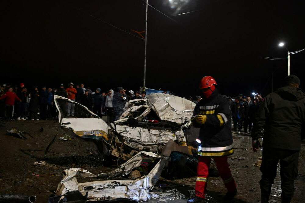 <p>Ministar odbrane Marselo Salinas je rekao da je avion "Herkules C-130" prevozio novoštampane novčanice bolivijske valute i da je prošle noći poslije sletanja skrenuo s piste aerodroma u El Altu, gradu kraj La Paza</p>