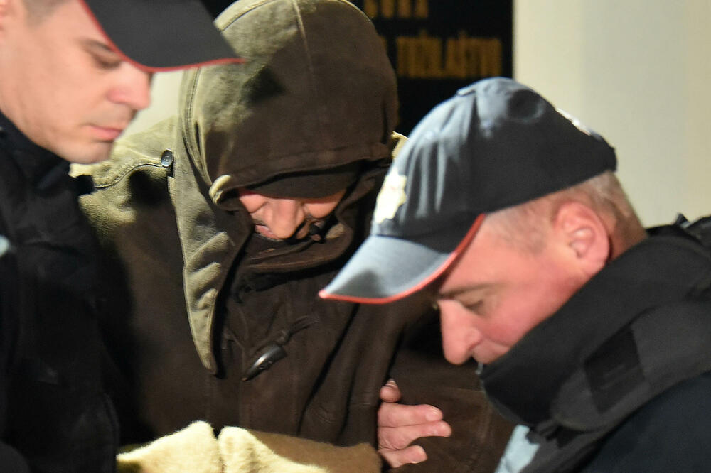 Aco Đukanović nakon saslušanja u ODT Nikšić u subotu uveče, Foto: Boris Pejović