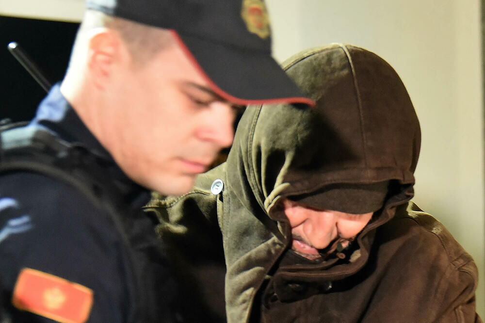 Tvrdi da nema veze sa oružjem: Đukanović, Foto: Boris Pejović