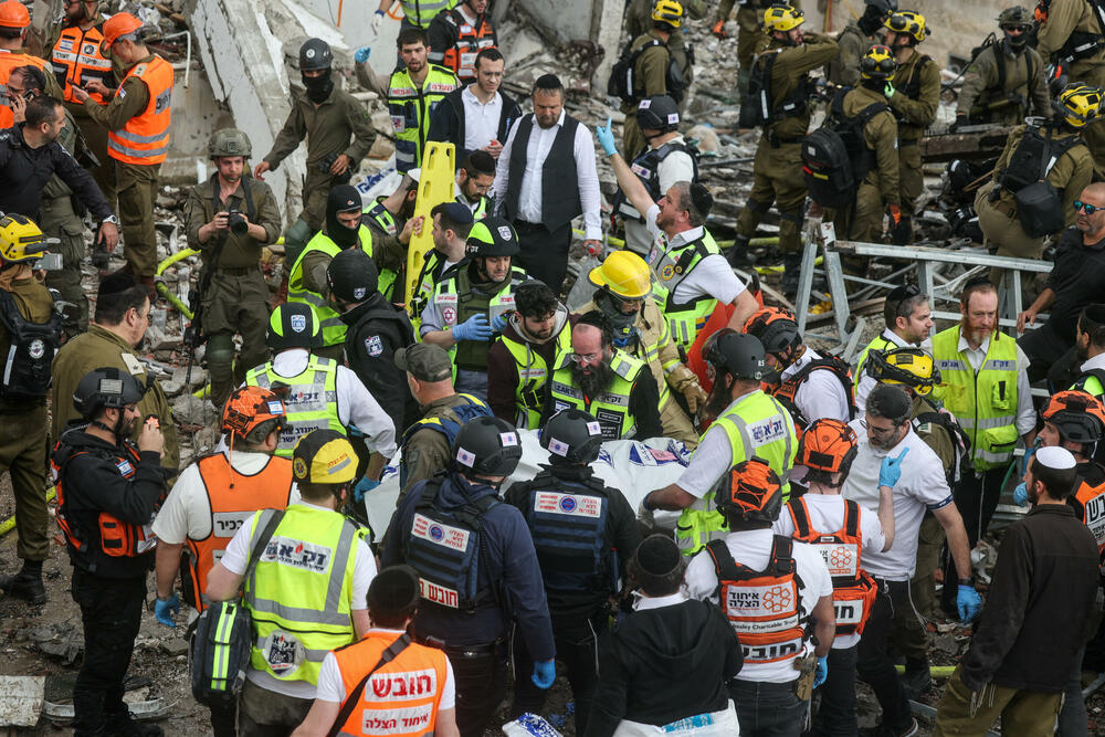 <p>Iranski državni mediji su u subotu potvrdili smrt 86-godišnjeg lidera te zemlje, ajatolaha Alija Hameneija</p>