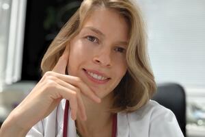 Klikom do &bdquo;ima li termina&rdquo;: Ljekarka Daria Vuiovich napravila...