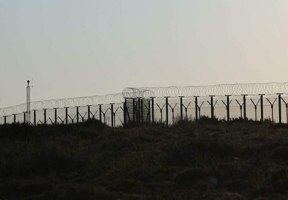 <p>"Sve nadležne službe Republike su u pripravnosti i u punoj operativnoj spremnosti", rekao je predsjednik Kipra Nikos Hristodulidis u obraćanju.</p>