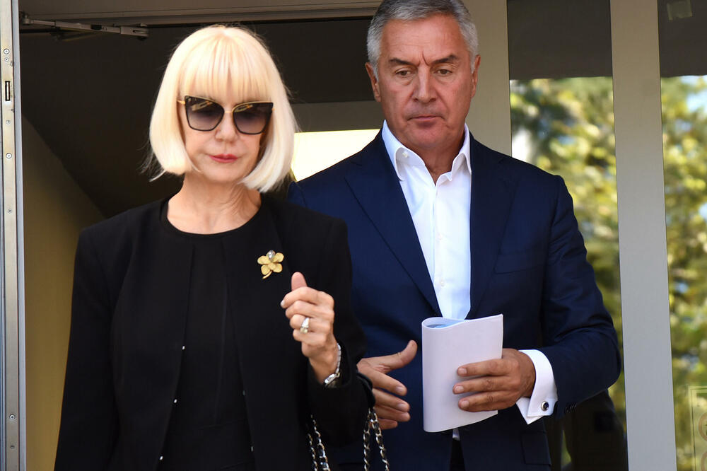 Već tužio ASK zbog drugih odluka: Milo i Ana Đukanović, Foto: Luka Zekovic