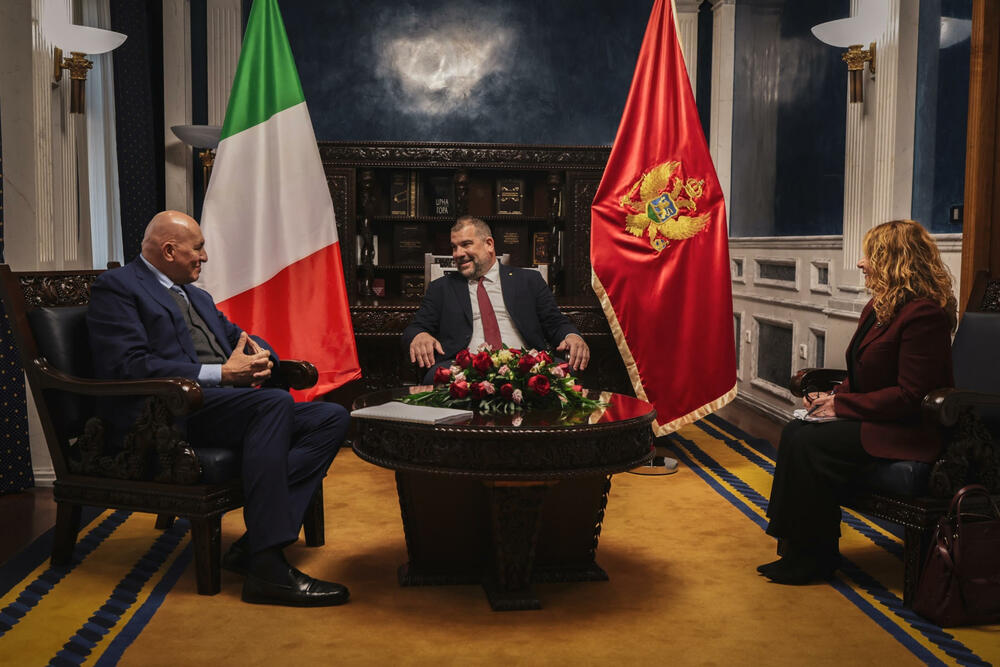 Gvido Krozet, Dragan Krapović