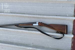 Kod farme za uzgoj živine u Donjim Kokotima ubijena dva psa,...