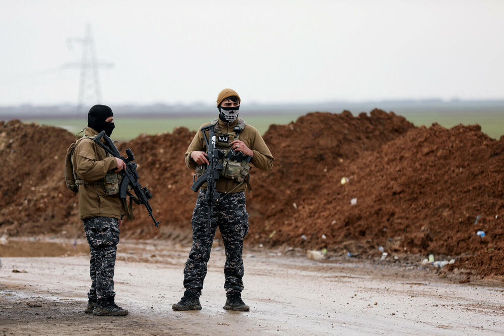 Kurdski borci na putu ka Kamišliju, Foto: REUTERS