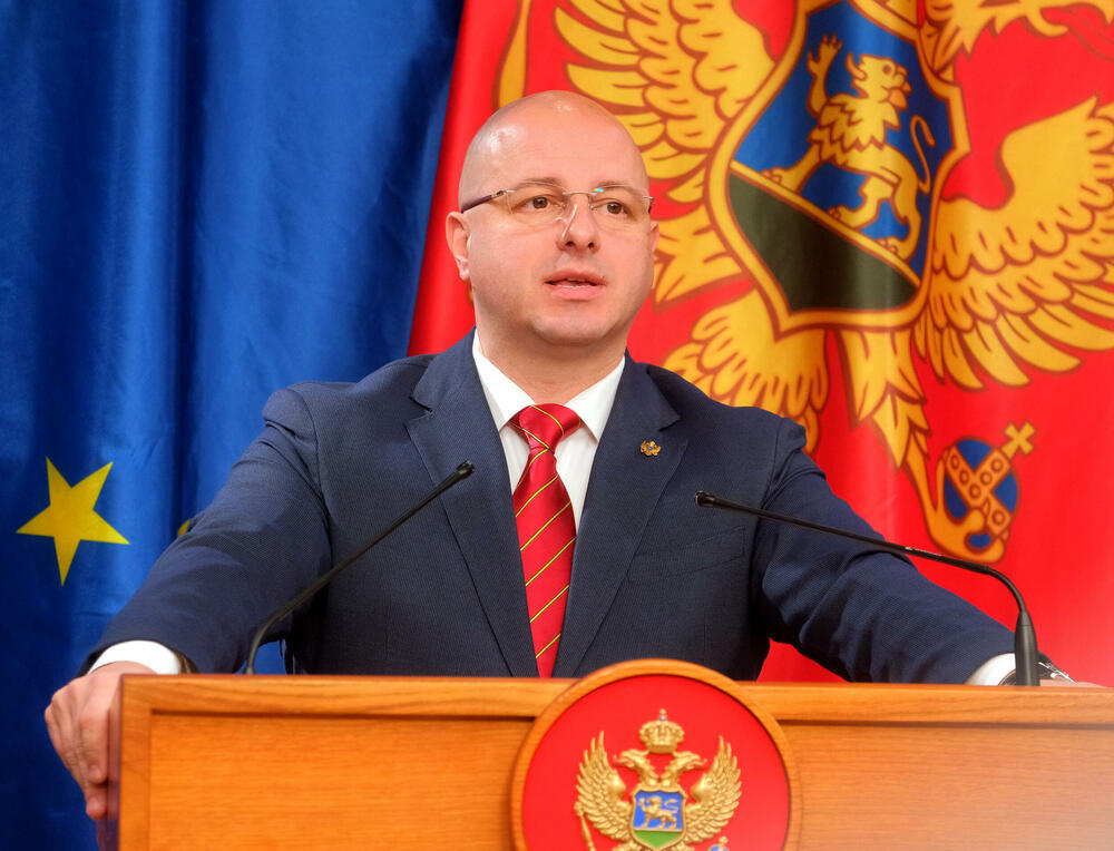 Milović: Crna Gora pred stagflacijom, cijene skaču, ekonomija...