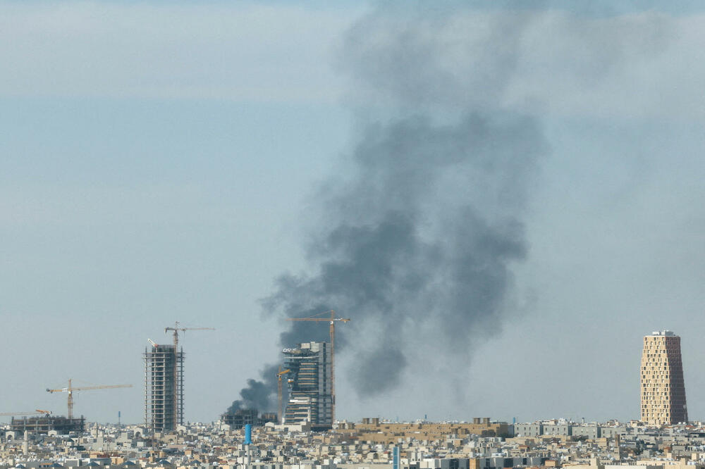 Iran je i juče nastavio napade na saudijsku prijestonicu Rijad, Foto: Rojters
