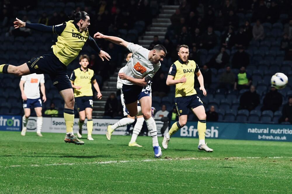 Osmajić glavom - pravo u metu, Preston izgubio od Oksforda (VIDEO)