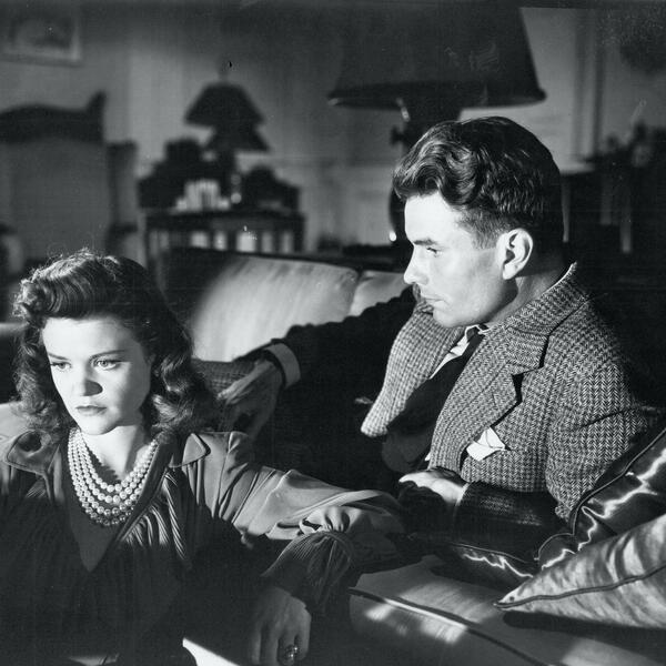 Metapoetički horor u četrdesetim: Sugestija strave