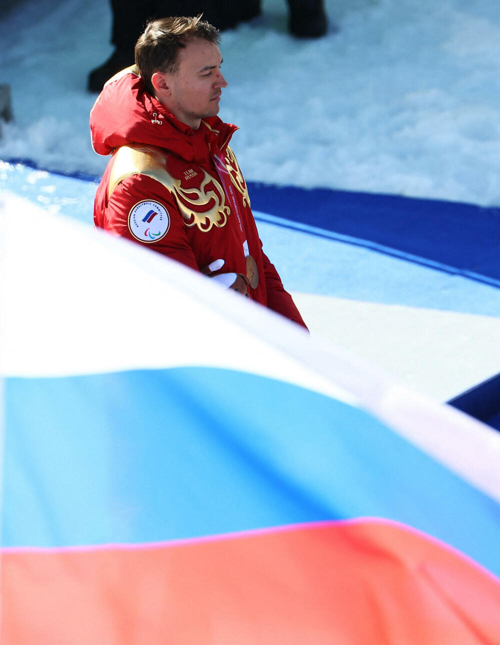 <p>Skijašica Varvara Vorončihina (24) i skijaš Aleksej Bugajev (29) osvojili su bronzane medalje u spustu</p>  <p>Oboje su odbili da odgovore na pitanja o Rusiji i ratu u Ukrajini</p>