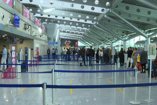 Nova prava putnika u avio-saobraćaju koja je podržao EP: 300 eura...