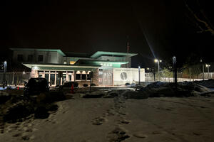 Norveška policija: Eksplozija na ulazu američke ambasade u Oslu,...