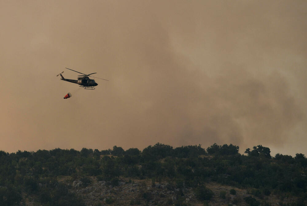 Pomoć iz vazduha tokom borbe sa stihijom prošlog ljeta