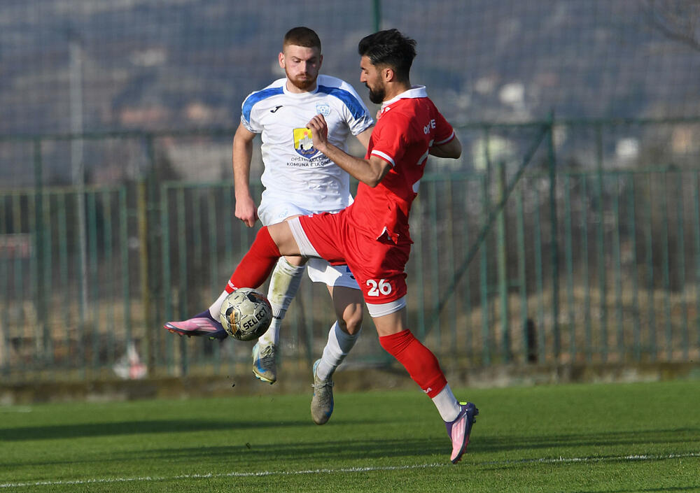 <p>Grbalj slavio protiv Igala (3:1), Otrant-Olimpik izgubio od Lovćena (4:2)</p>