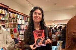 Ljubav preko granica: Monika Radojević i njen "Strangerland"