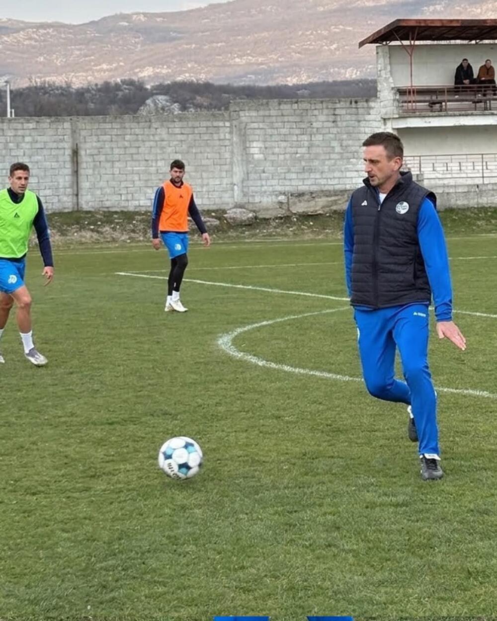 <p>Peković će na klupi Nikšićana debitovati u srijedu (15) kraj Bistrice protiv Arsenala u 24. kolu MeridianBet Prve crnogorske fudbalske lige</p>