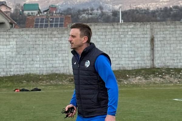 "Zvanično preuzeo kormilo": Peković odradio prvi trening sa...