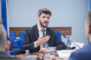 Čarapić tvrdi da je vrijednost nafte trenutno "praktično na istom...