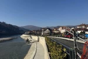 Bijelo Polje: Završni radovi na šetalištu, u toku asfalitranje i...