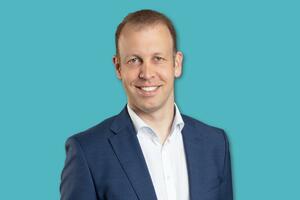 Poslanik CDU predlaže postepeni ulazak zemalja u EU: Crna Gora,...