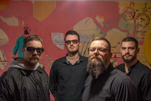 U interesu benda je da ekranizujemo što više pjesama