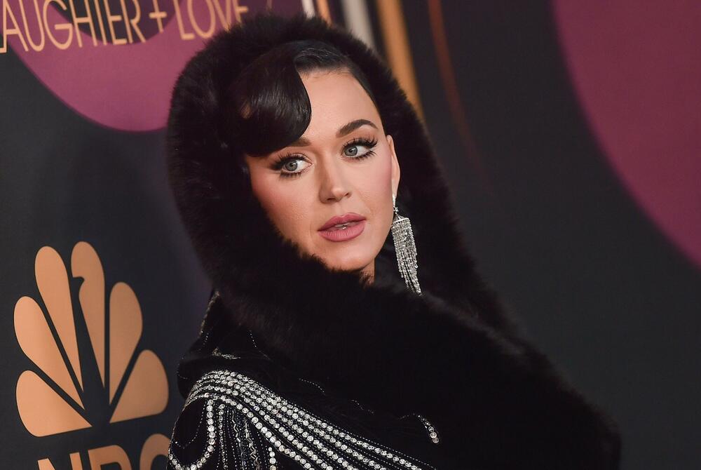 Dizajnerka Kejti Peri pobijedila slavnu imenjakinju