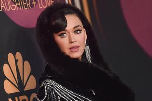 Dizajnerka Kejti Peri pobijedila slavnu imenjakinju