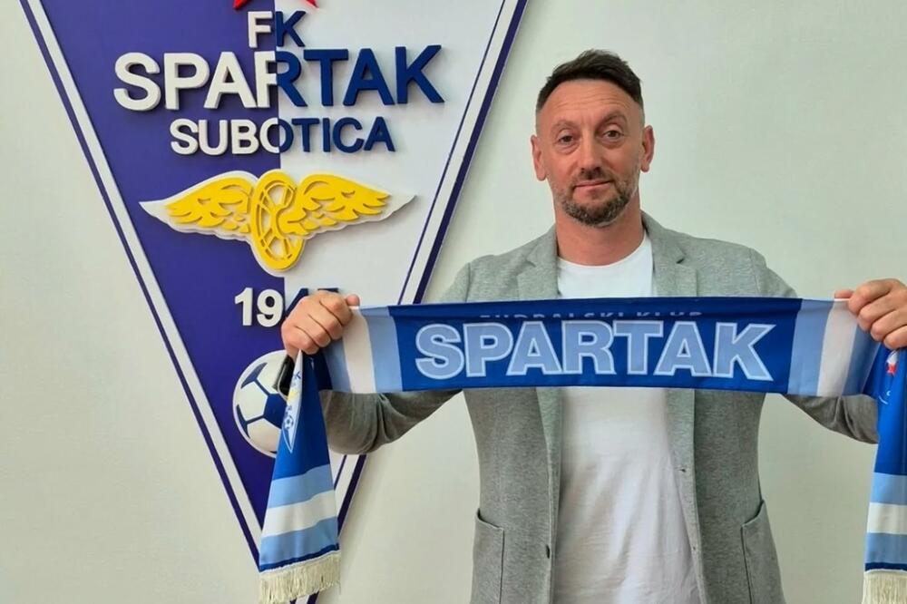 Pavićević sjeo na klupu kluiba u kojem je završio igračku karijeru, Foto: facebook/fkspartaksubotica