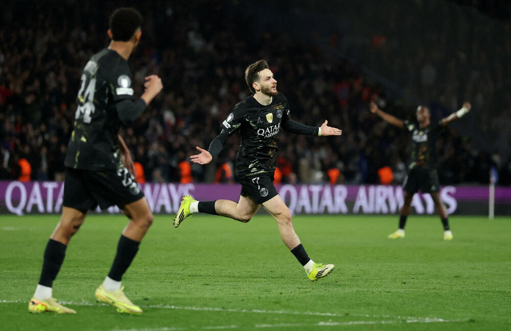 Hviča Kvarachelija - moćna prevaga, šampion Evrope ide u Londonu...